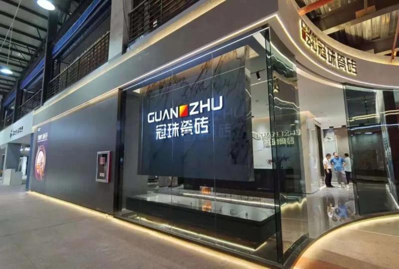 冠珠陶瓷巖板形象店落地高安！